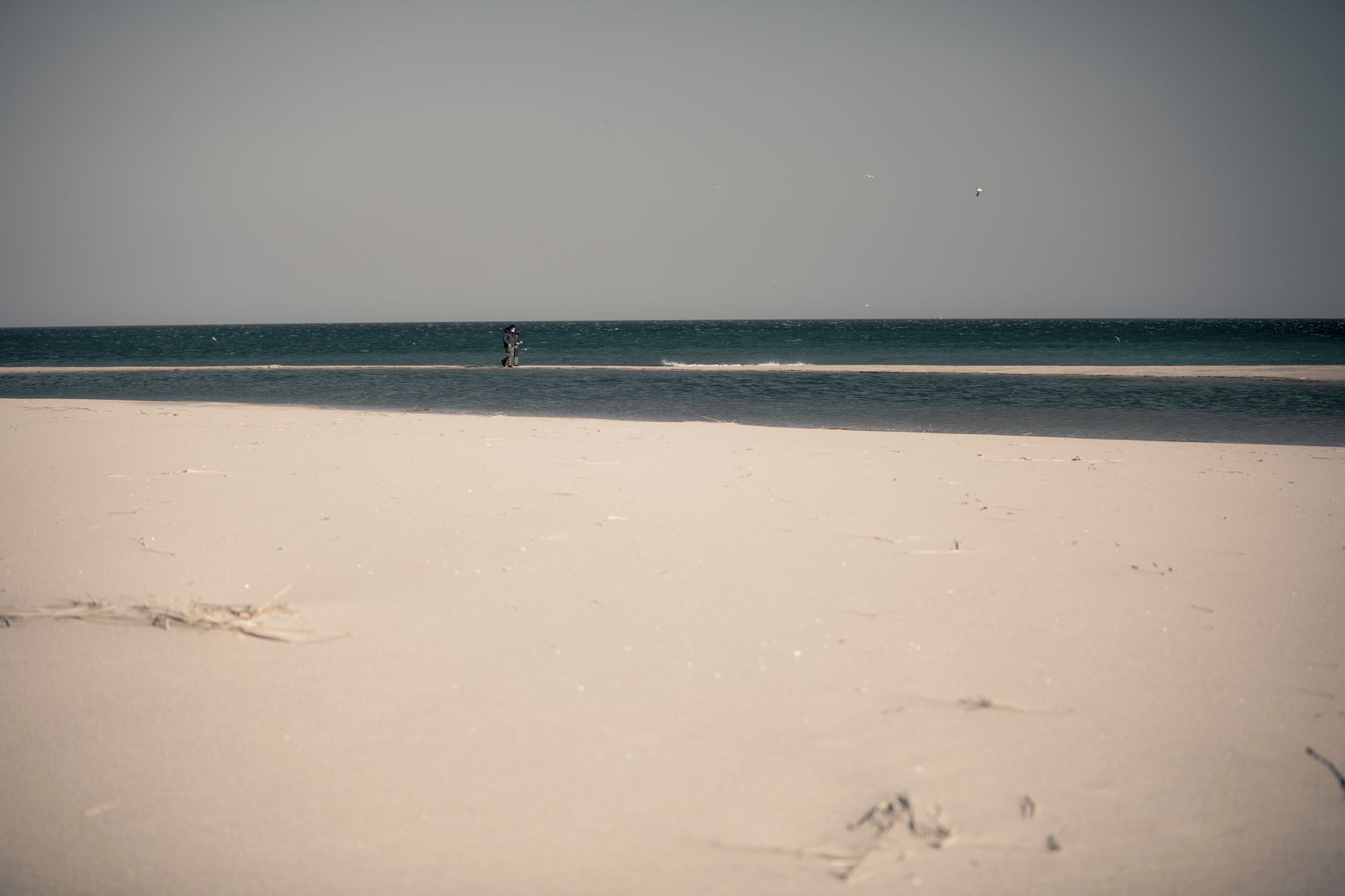 Vista aérea das dunas de areia branca e águas cristalinas do Arquipélago de Bazaruto em Moçambique