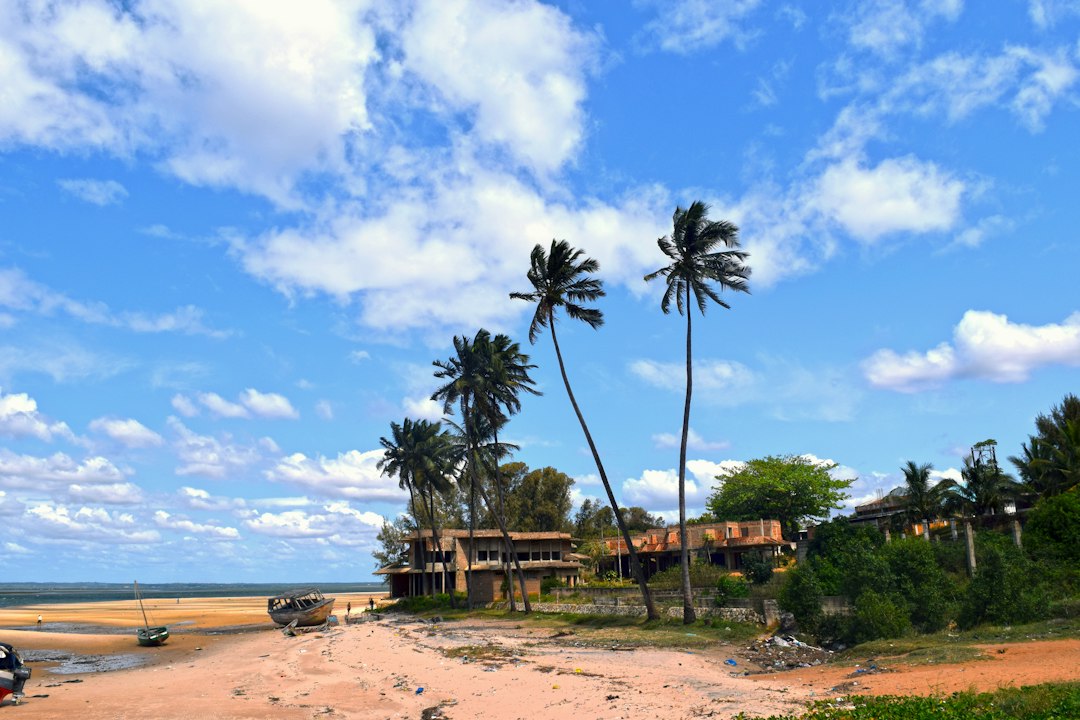 Vista panoramica da paisagem verde e montanhosa de Chimoio em Mocambique
