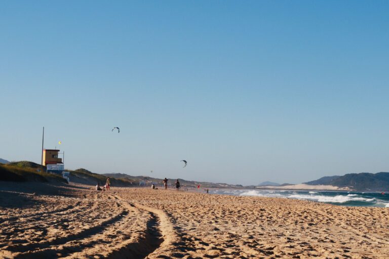 Vista panorâmica da Praia de Ponta do Ouro em Moçambique